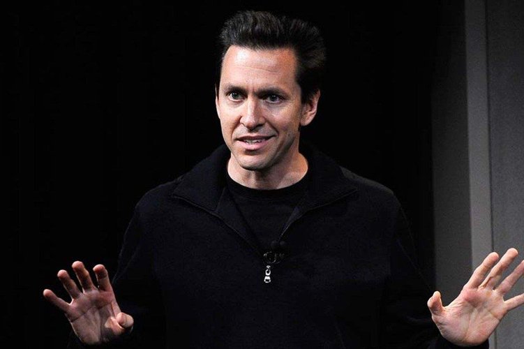 Scott Forstall intermediou discussões entre os figurões.