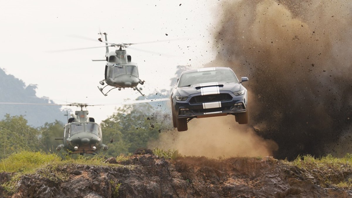 Velozes & Furiosos 9: Vídeo mostra destruição milionária de carros