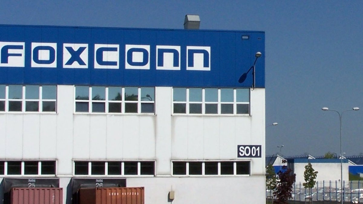 iPhone: Foxconn avisa que crise de componentes vai piorar em 2021 - TecMundo