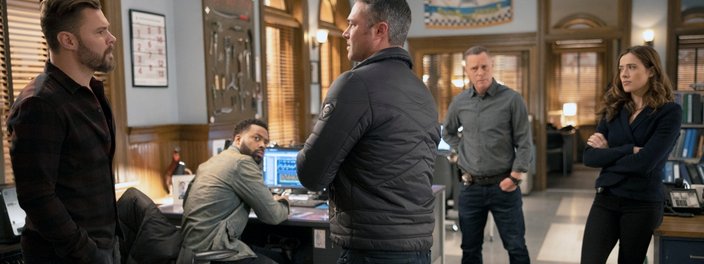 Imagem de: Chicago PD 8x15: Samantha Miller questiona suas decisões (promo)