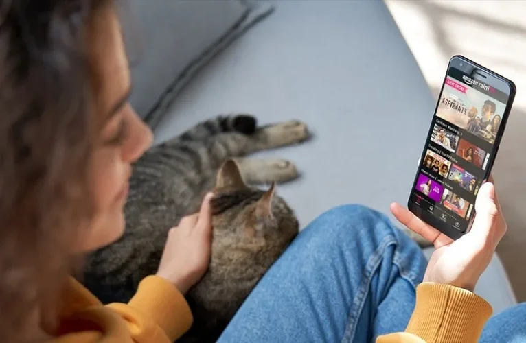 Os conteúdos do MiniTV são acessados diretamente do app da Amazon na Índia.