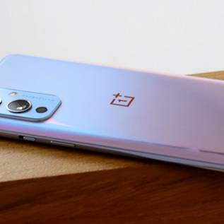 Imagem de Beta do Android 12 é suspenso no OnePlus 9 e 9 Pro após problemas