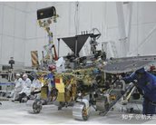 Rover chinês Zhurong começa a explorar Marte; veja fotos