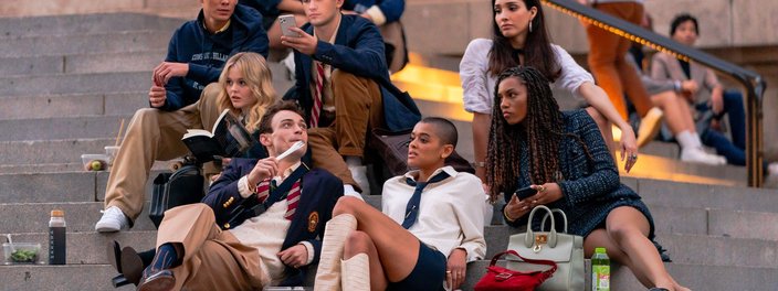 Imagem de: Gossip Girl: reboot da série ganha teaser com retorno de Kristen Bell