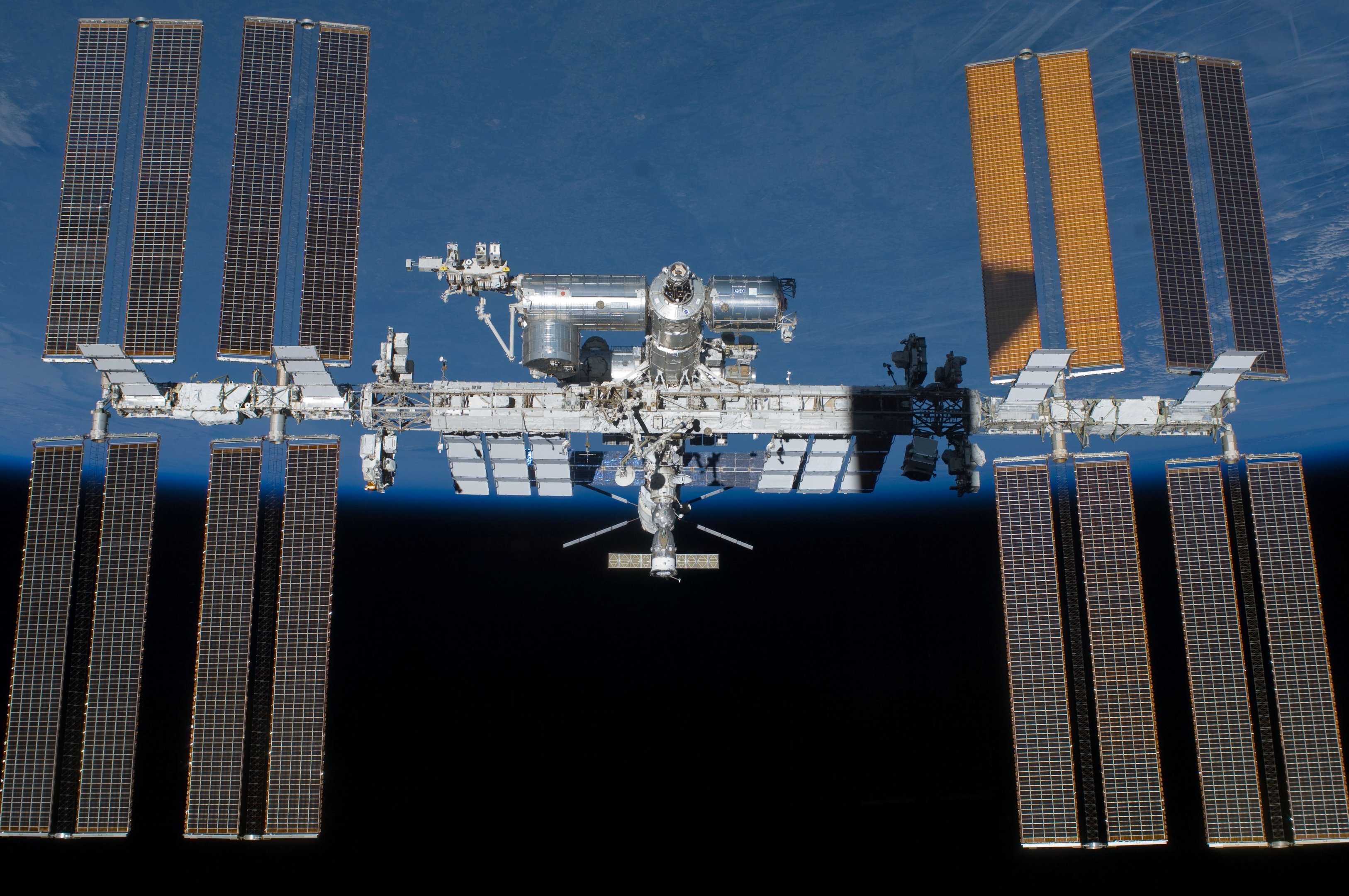 Estação Espacial Internacional ganhará novos painéis solares