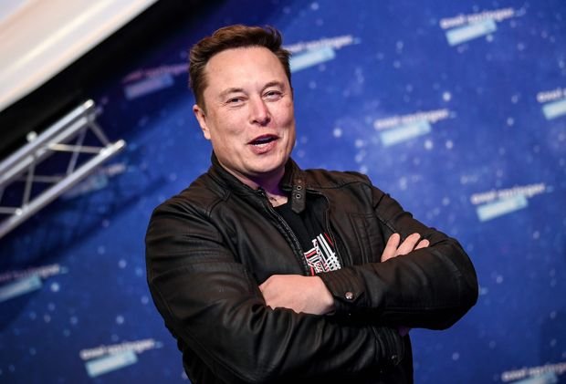 Através da SpaceX, Musk possui importantes contratos com o governo americano.