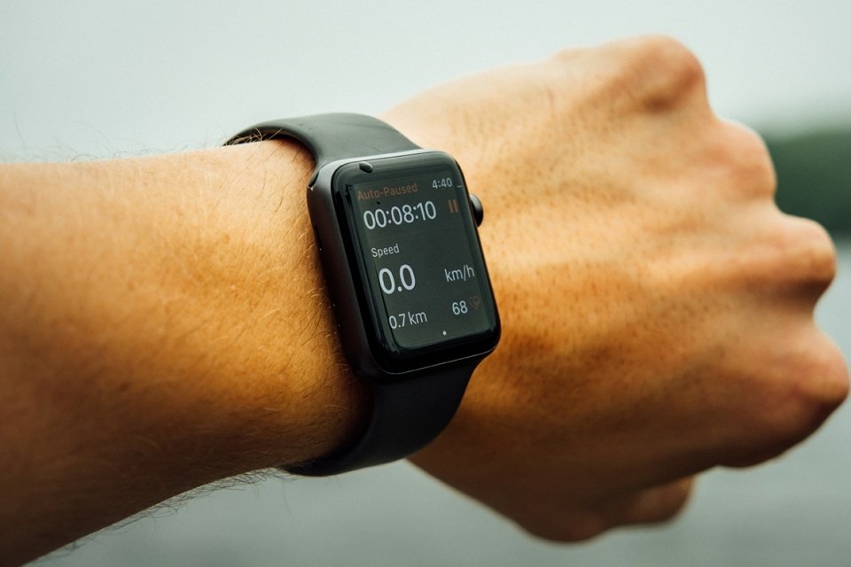 smart watch relógio pulso que monitora a frequencia cardiaca arterial