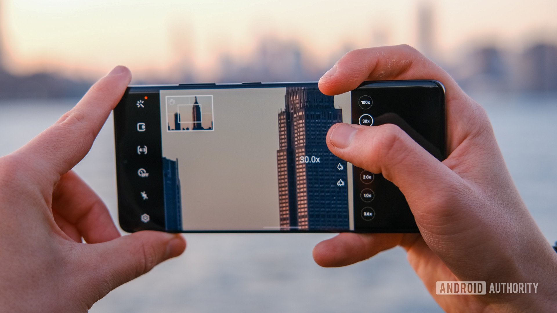 Problema de dreno de bateria do Galaxy S21 Ultra está associado ao sensor de movimento e aplicativo de câmera. (Fonte: Android Authority / Reprodução)