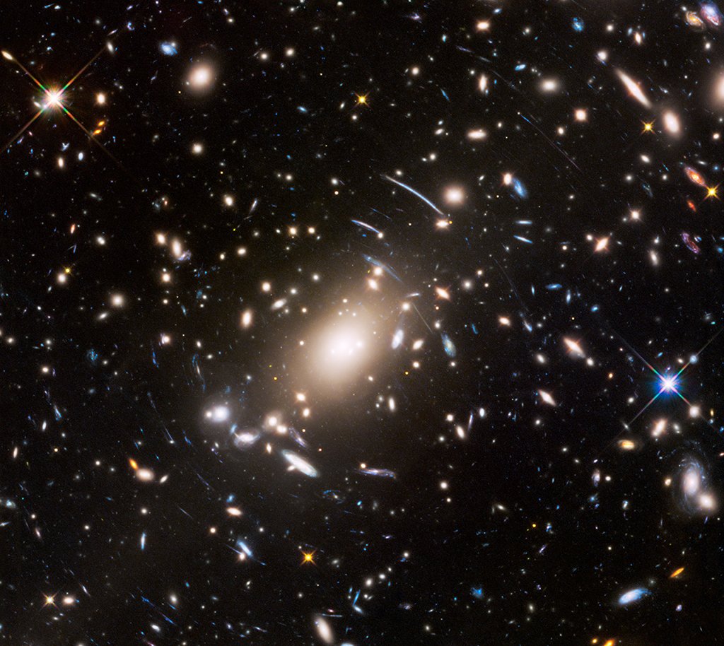 Aglomerado de galáxias Abell S1063
