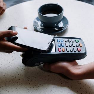 Imagem de BB paralisa cadastro de cartões Ourocard Mastercard no Apple Pay