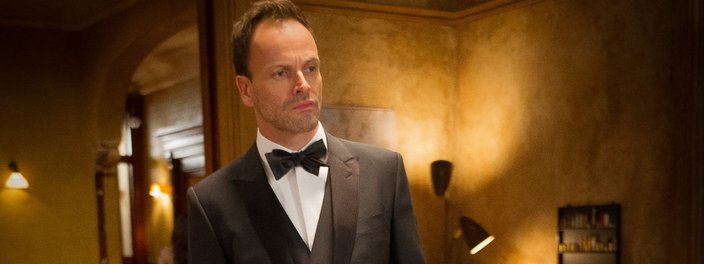 Imagem de: The Crown: 5ª temporada terá Jonny Lee Miller como 1º Ministro