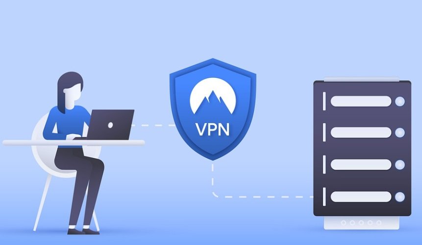 Uma VPN, que redireciona a sua conexão para um servidor privado, é mais indicada para esconder todos os traços da navegação.
