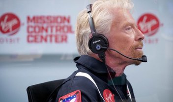 Virgin Galactic fará teste de voo com fundador antes de Jeff Bezos