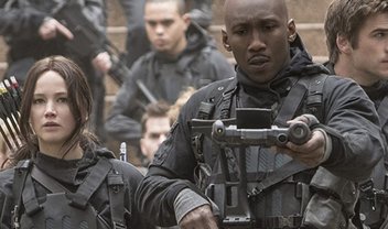 Mockingjay O símbolo dos jogos vorazes pegando fogo divergente