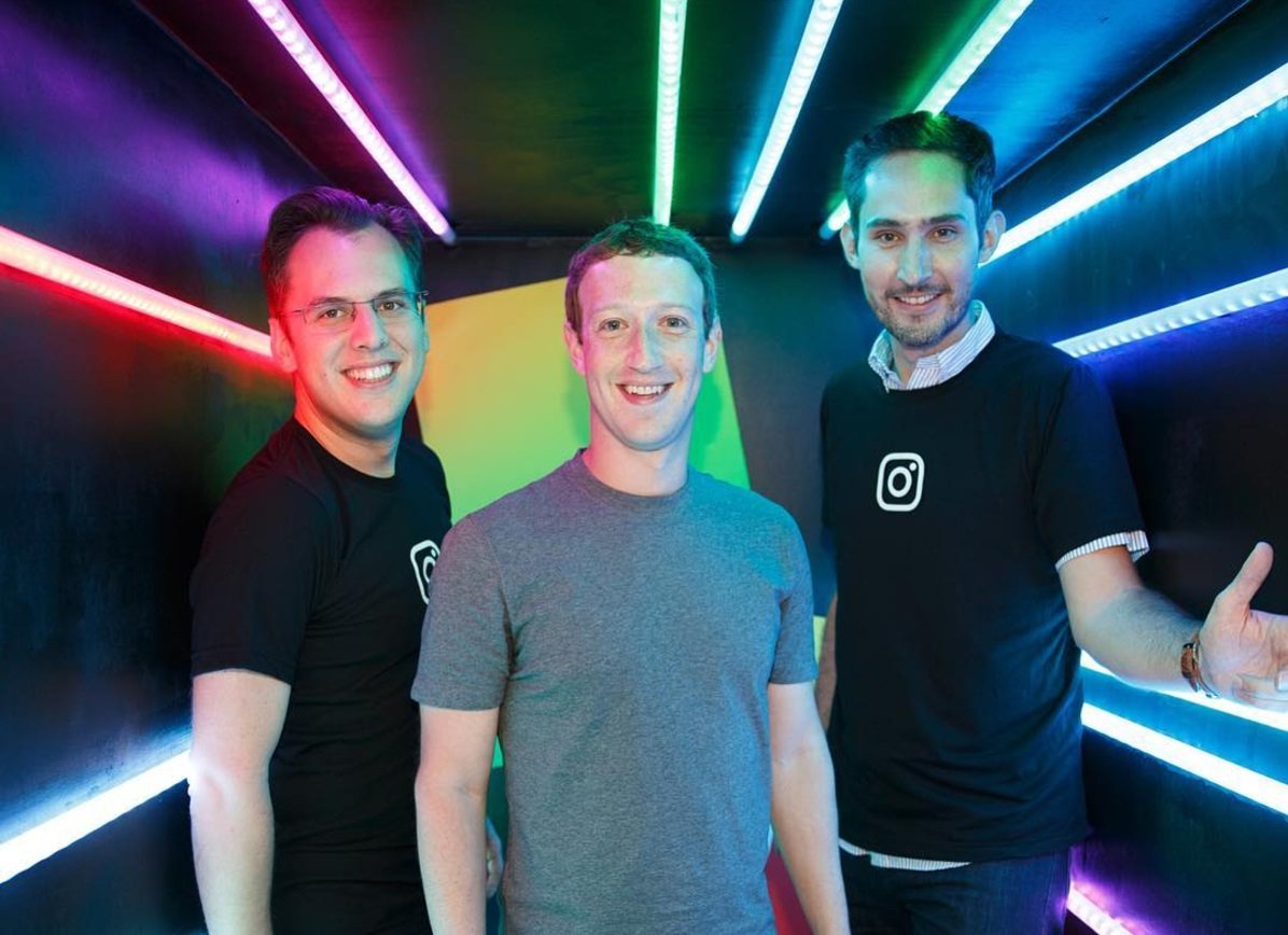 Mike Krieger, Mark Zuckerberg e Kevin Systrom em 2016.