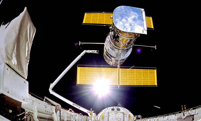 Hubble morreu, mas passa bem!