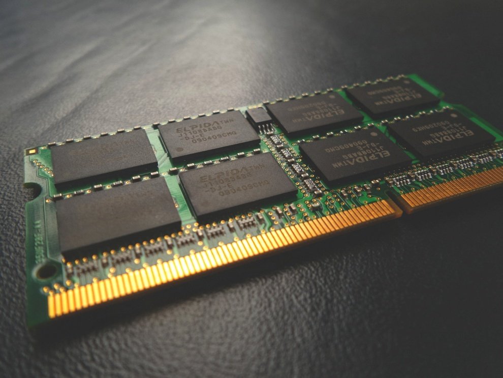 A memória RAM permite rodar vários apps ao mesmo tempo.