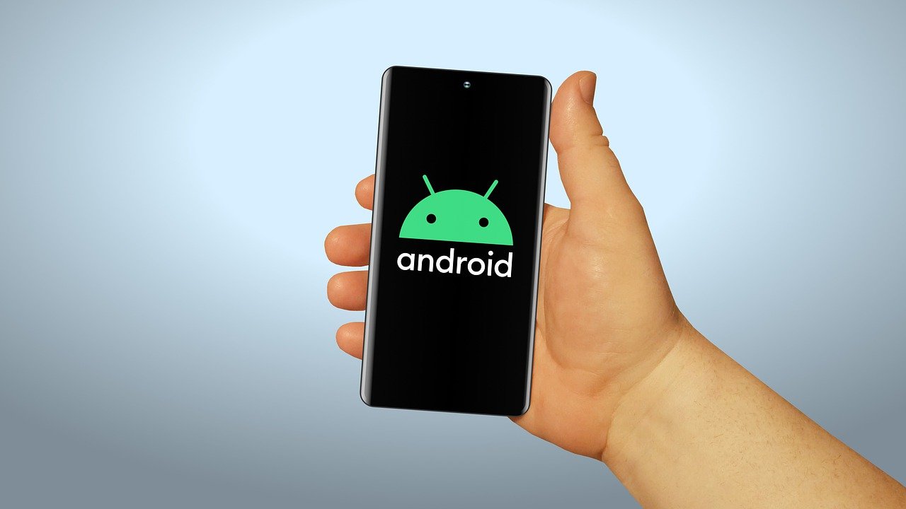 Mais de 3 bilhões de dispositivos rodam o sistema operacional Android. (Fonte: Pixabay/iXimus/Reprodução)