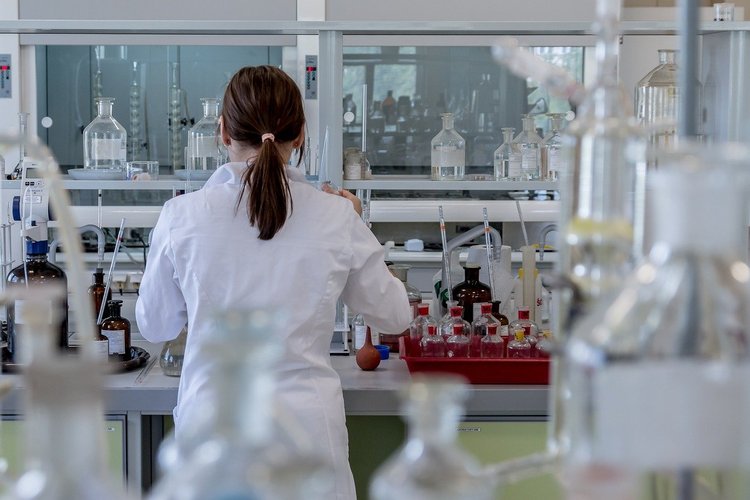 Leronlimab foi criado em 2007 e tem se mostrado promissor contra o HIV e o câncer. (Fonte: Pixabay/Michal Jarmoluk/Reprodução)