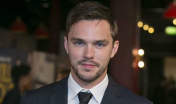 Renfield: Nicholas Hoult será capanga de Drácula em novo filme