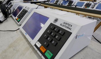 TSE e especialistas desmentem alteração no código-fonte de urnas em 2018