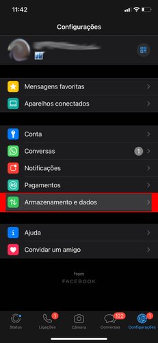 No menu Configurações, entre em 'Armazenamento e Dados' (Fonte: TecMundo)