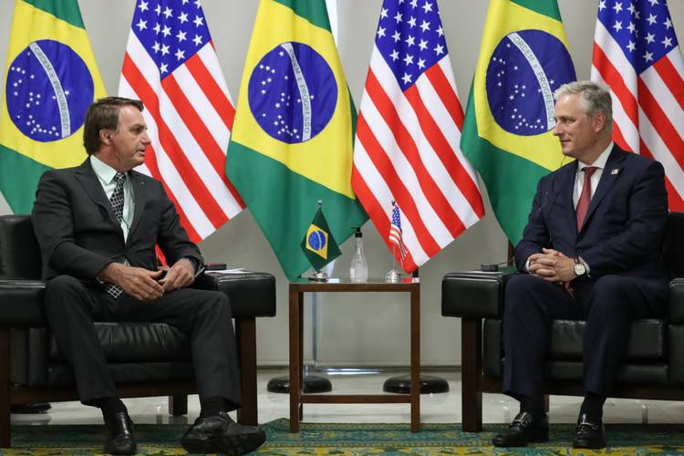 Biden continua pressão iniciada por Trump para o governo brasileiro para banir chineses na implementação do 5G no Brasil. (Fonte: Presidência da República/Marcos Corrêa/Reprodução)