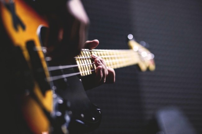O TikTok também se tornou uma plataforma na qual as pessoas descobrem músicas novas diariamente.