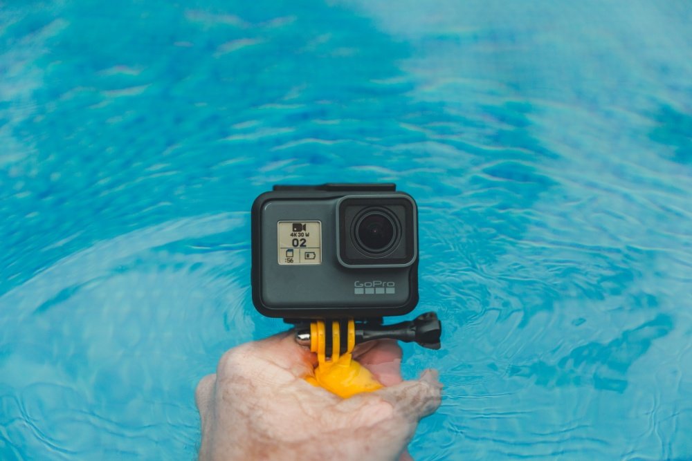 Câmeras GoPro são à prova d'água.