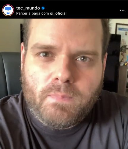 A própria rede social conta com uma ferramenta para sinalizar os posts patrocinados com uma determinada marca