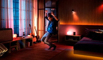 Parceria entre Philips Hue e Spotify transforma quarto em balada