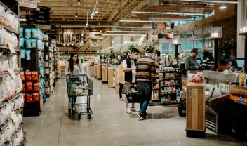 Amazon leva 'supermercado inteligente' para lojas da Whole Foods