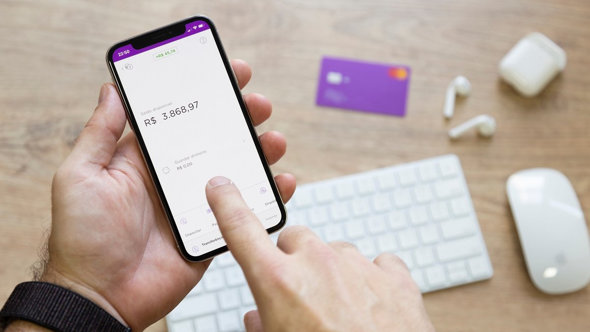 Nubank libera pagamento da fatura do cartão no débito automático - TecMundo