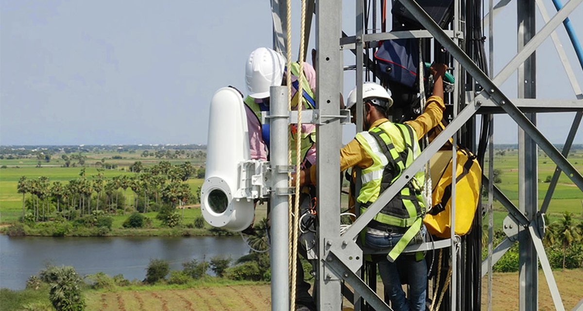 Alphabet: Projeto Taara transmite internet através do rio Congo