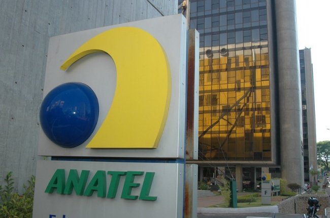 A decisão da Anatel sobre a venda da operação móvel da Oi é aguardada pelo judiciário.
