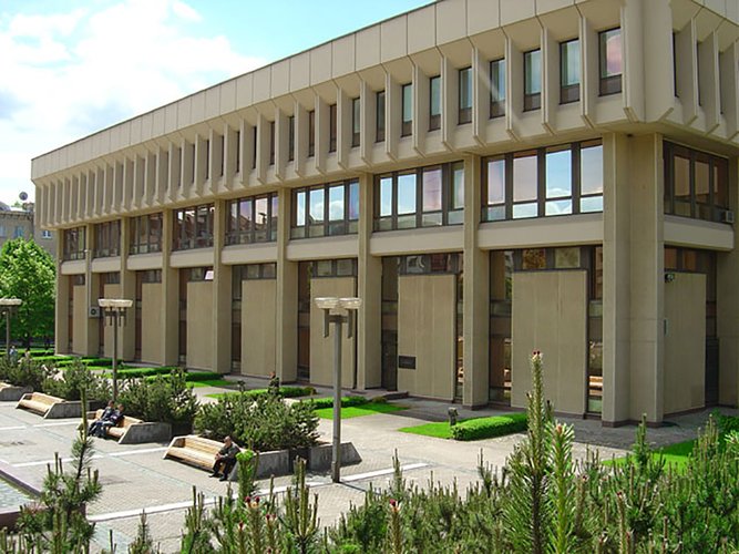 Fonte: Seimas_litauensparlament./Wikimedia Commons/Reprodução