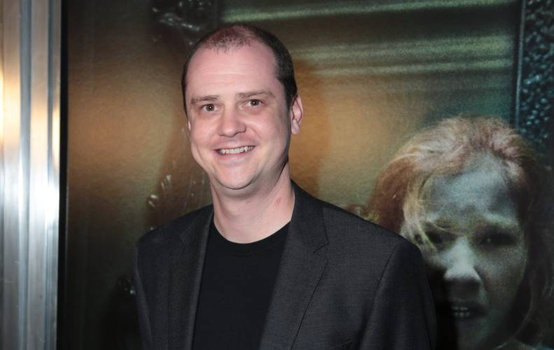 O autor e diretor Mike Flanagan.