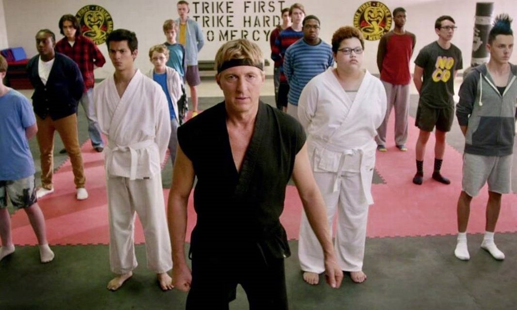 Netflix anuncia data da 4ª temporada de 'Cobra Kai' - Olhar Digital