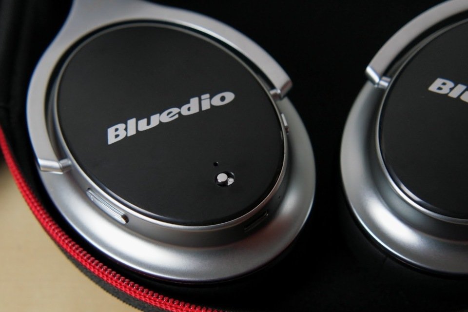 4 Fones de Ouvido Bluetooth da Bluedio por até R$ 100
