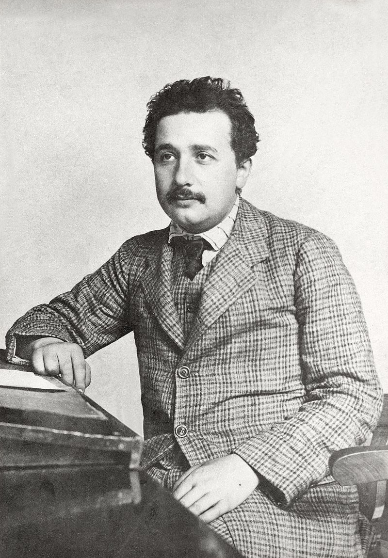 Einstein no escritório de patentes que trabalhava em 1905, em Berna, na Suíça