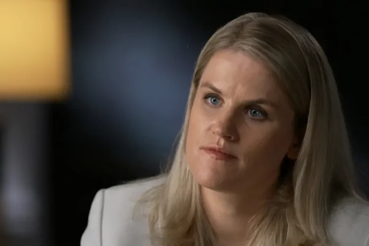 Frances Haugen apareceu pela primeira vez em público no 60 Minutes.