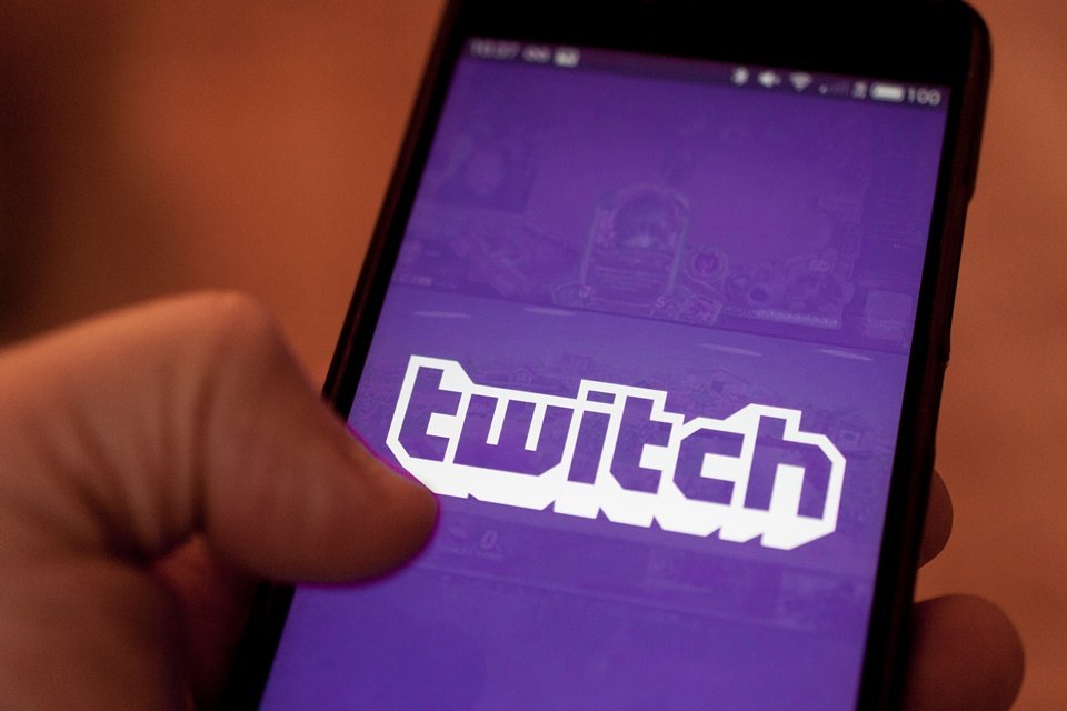 Vazamento da Twitch revela ganhos de streamers e planos de rival