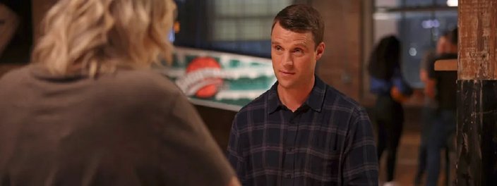 Imagem de: Chicago Fire 10x3: Casey acolhe o filho de seu amigo (recap)