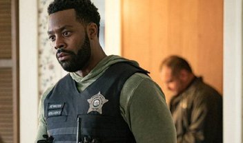 Chicago PD 9x5: tiroteio em Burnside afeta Atwater (promo)