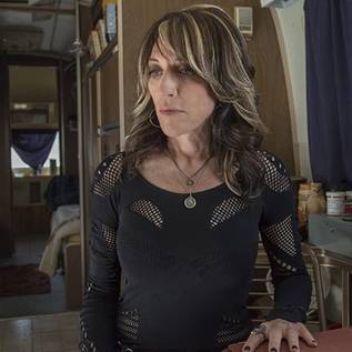 Imagem de Katey Sagal, atriz de Sons of Anarchy, é hospitalizada após acidente
