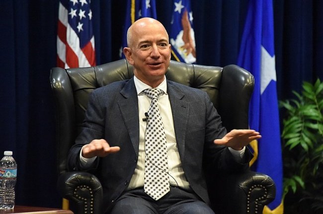 Um dos depoimentos contestados é o do ex-CEO da Amazon Jeff Bezos.