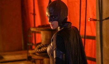 Batwoman: Ruby Rose detona produção da série e faz revelações chocantes