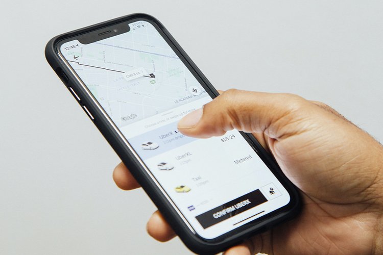 O valor do Uber Moto sai quase pela metade do UberX, por exemplo