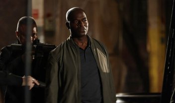 The Blacklist 9x2: Red volta à ação em fotos do novo episódio; veja!