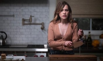 You: elenco reage à chocante morte da 3ª temporada, assista!